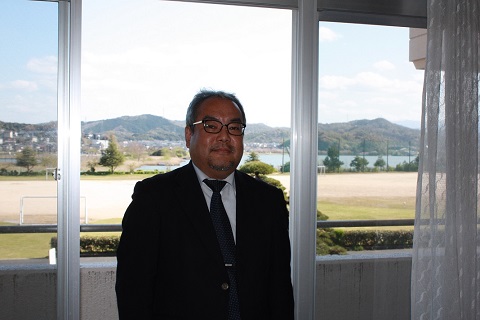 附属小学校　校長　山下　博樹